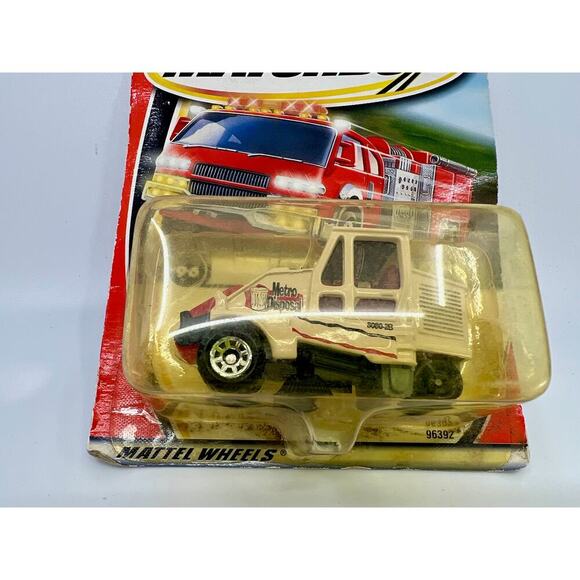 MATCHBOX #96 OF 100 ON THE ROAD AGAIN SERIES STREET CLEANER DIE-CAST COLLECTIBLE - Picture 3 of 3